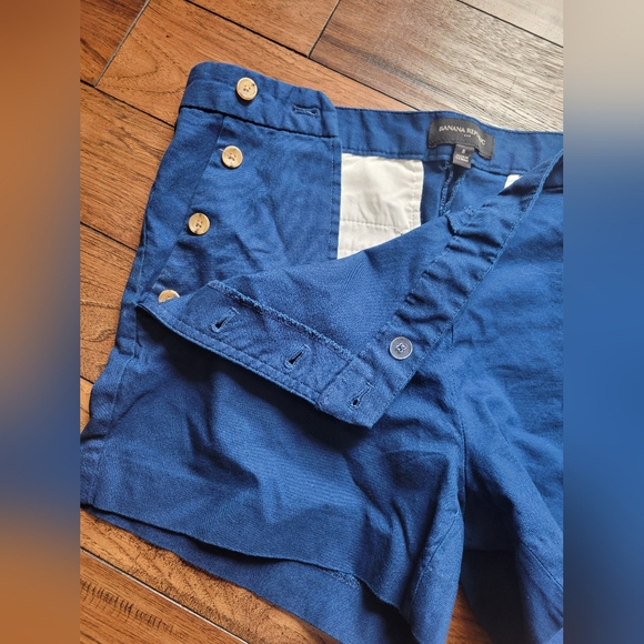 Banana Republic Factory Pique Sailor Shorts in Estate Blue, Size 8 - Picture 7 of 7